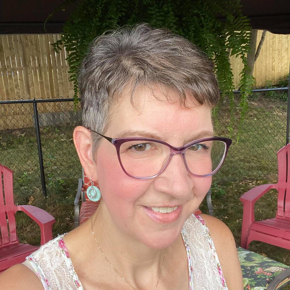 Meet your Posher, Darlene